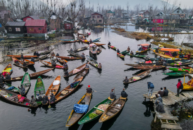 Kashmir: A Tapestry of Natural Beauty, Cultural Splendor, and Unique Experiences