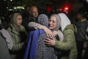 Fragile Ceasefire Between Israel and Hamas: Hostages and Prisoners Exchanged Amid Tense Calm