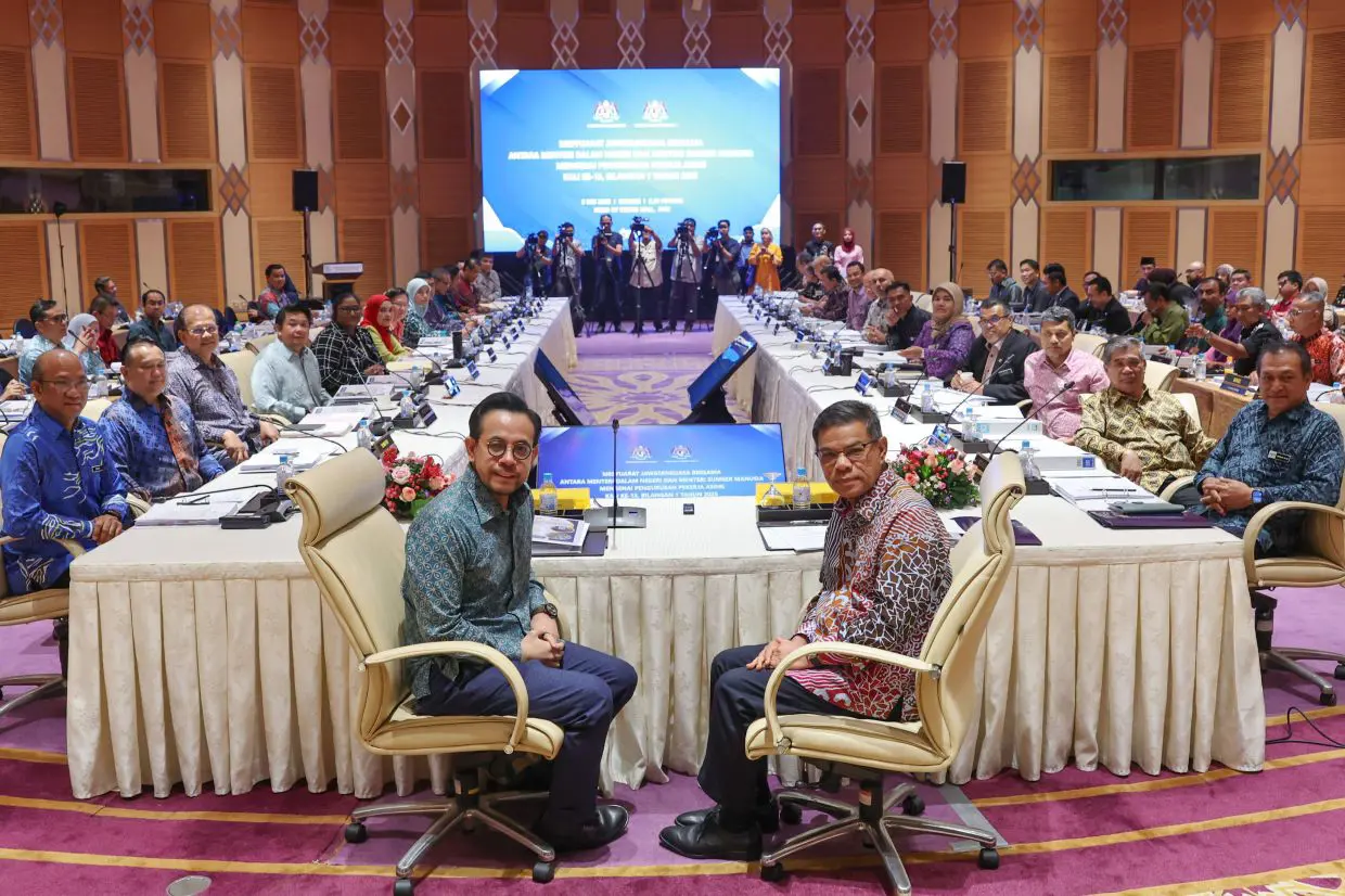 Employers Must Now Escort Foreign Workers Home, Says Saifuddin