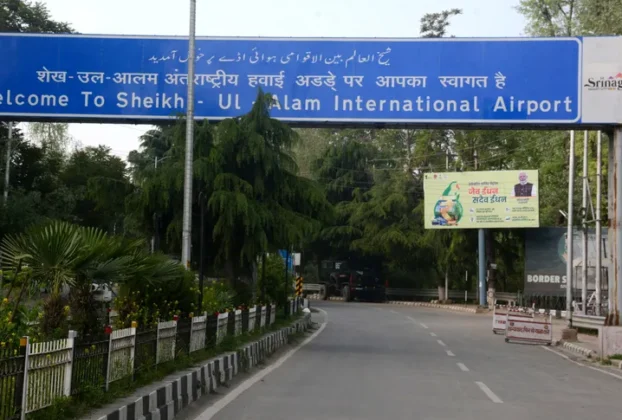 Flights Take Off Again at Srinagar Airport, Bringing a Breath of Relief to Kashmiris