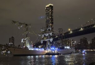 Tragedy on the Water: Mexican Navy Ship Strikes Brooklyn Bridge, Leaves 2 Dead and Many Injured