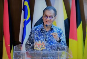 Putting People First: Health Minister Praises Progress on Transparent Medicine Pricing and Lung Health Advocacy