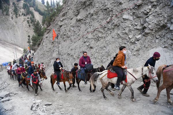 A Journey of Devotion: Over 1.82 Lakh Pilgrims Undertake the Sacred Amarnath Yatra in Just 10 Days