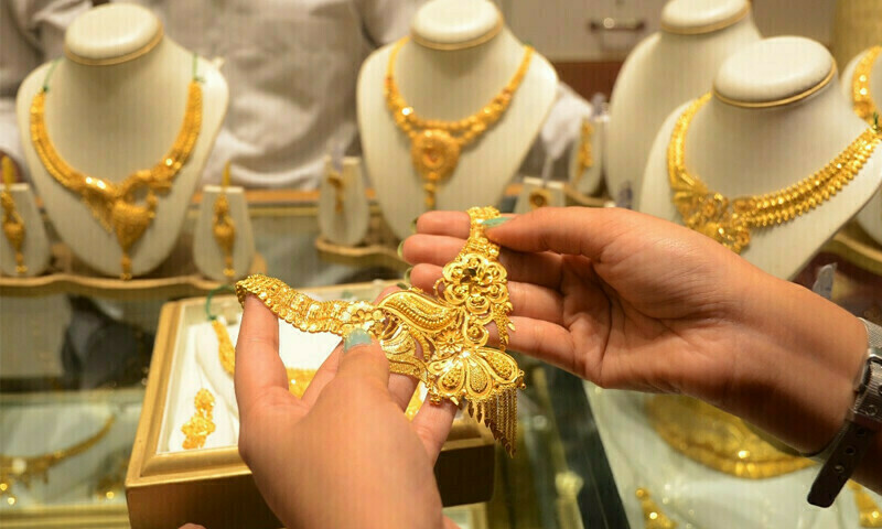 Gold Hits Record High, Set for Best Month in 14 Years Amid Market Uncertainty