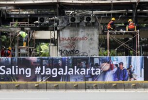 Inequality and Job Cuts Keep Tensions High in Indonesia, Despite Government Concessions