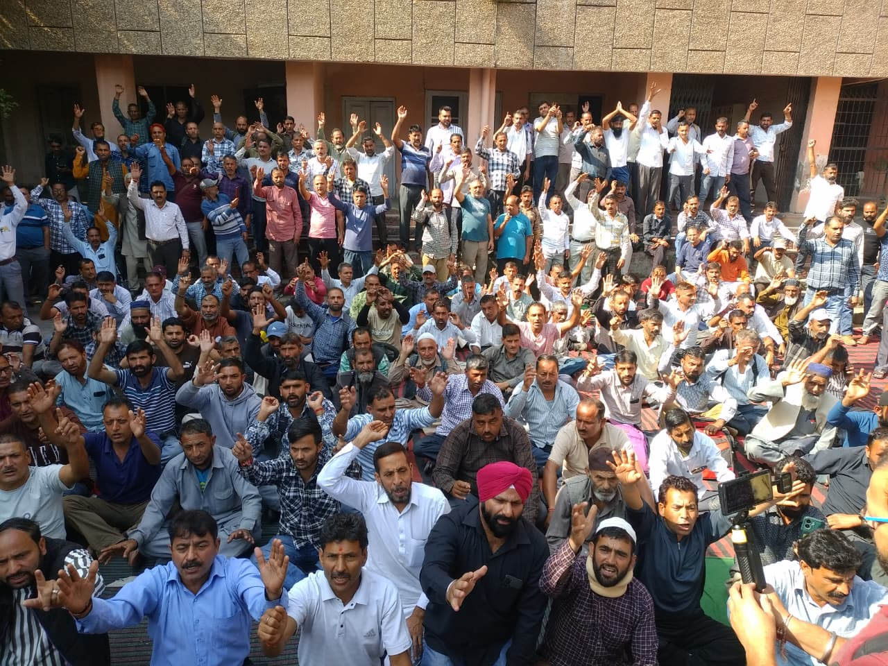 PHE Daily Wagers Protest in Jammu, Demand Government Action on Regularization Report