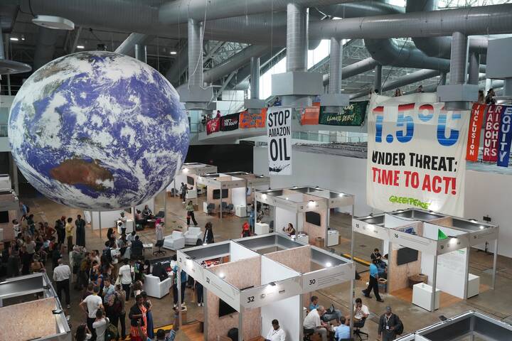 COP30 Host Brazil Calls for Unity Amid Deadlock Over Fossil Fuels