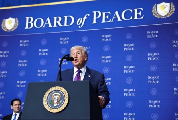 Trump Issues 10‑Day Ultimatum to Iran as U.S. Strengthens Military Presence