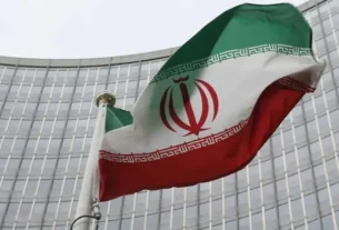 Iran Calls on Youth to Guard Power Plants as Gulf Tensions Escalate