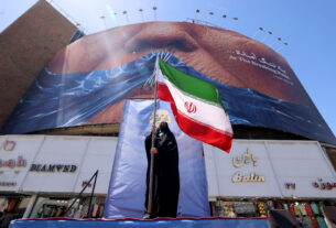 Iran warns US to accept peace proposal as Hormuz tensions threaten global stability