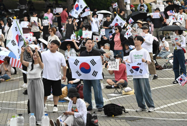 South Korea Faces Growing Public Anger Over Ballot Shortages as Students Organize Nationwide Protests