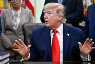 Trump Pulls Back Strike Threat Against Iran, Signals Possible Peace Deal Within Days