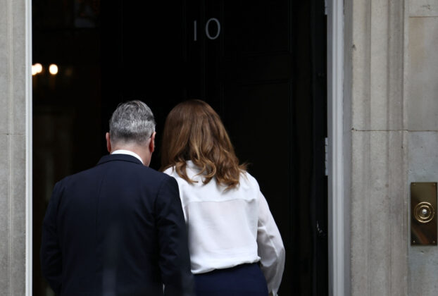 European Leaders Praise Keir Starmer’s Legacy as Trump and Russian Officials Criticize Departing UK Prime Minister