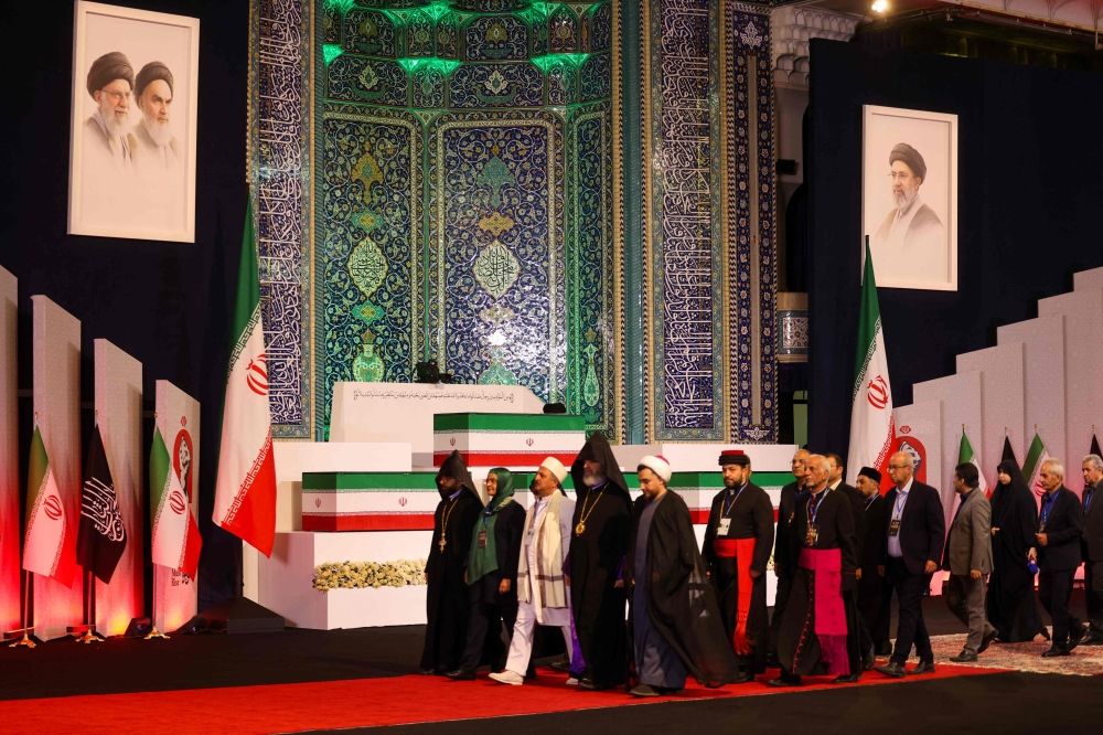 Iran prepares for historic farewell as millions expected at Ayatollah Ali Khamenei's funeral and global leaders arrive in Tehran