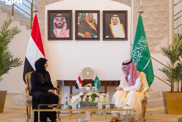 Saudi foreign minister meets Yemeni counterpart in Riyadh to strengthen bilateral cooperation