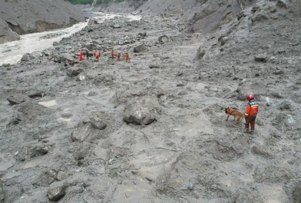 New landslide forms lake near Tibet border, forcing rescue teams to move to safety