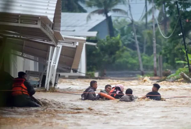 Fresh floods hit North and West Sumatra as communities struggle to recover from last year's disaster