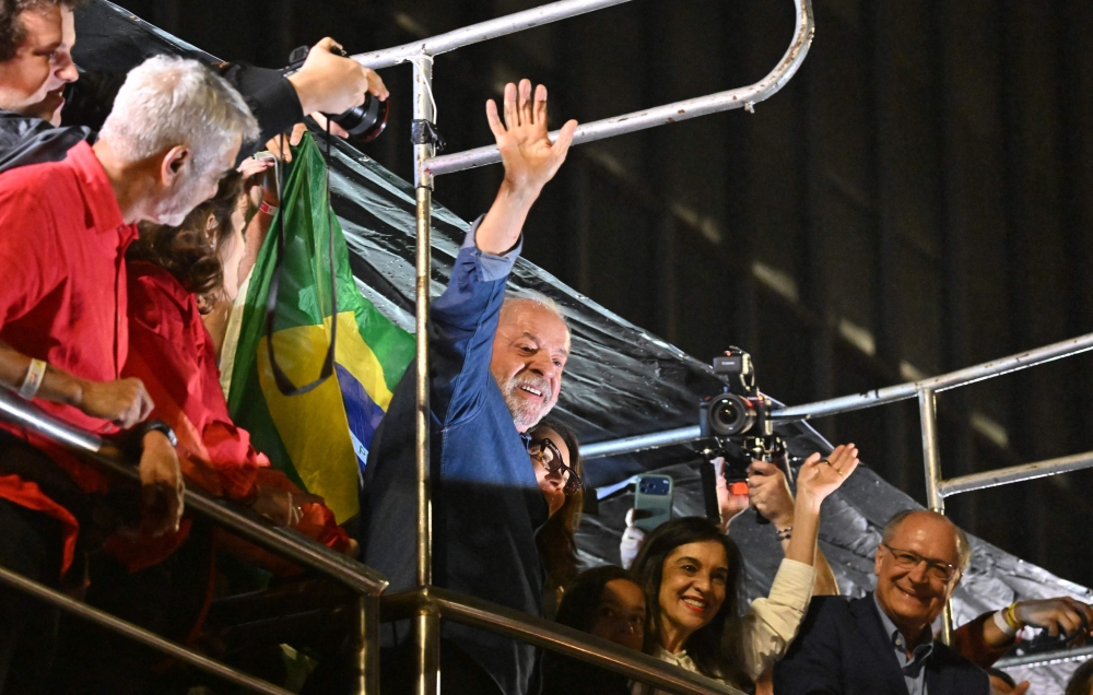 Brazil’s Lula Secures Re-election as Bolsonaro Rival Rejects Results