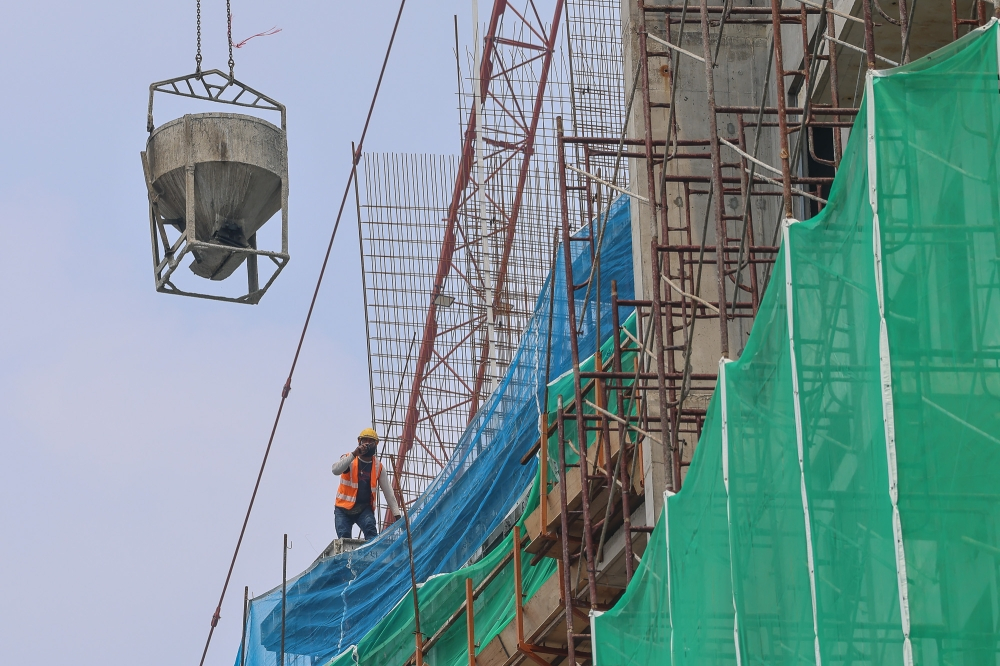 Fewer foreign workers, more jobs for Malaysians: DPM Zahid outlines government’s priorities