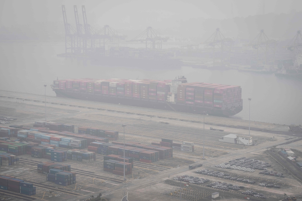 Indonesia fires trigger highest-level regional haze alert as pollution spreads across Southeast Asia